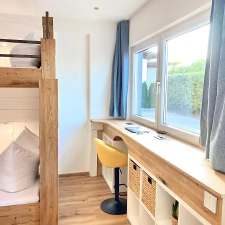 Butler Active Alpin Hund Kueche Parken * フュッセン