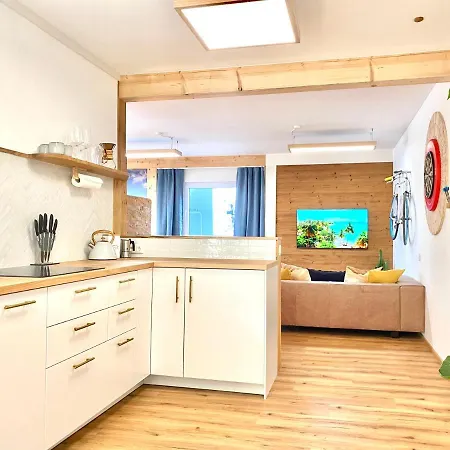 Butler Active Alpin Hund Kueche Parken